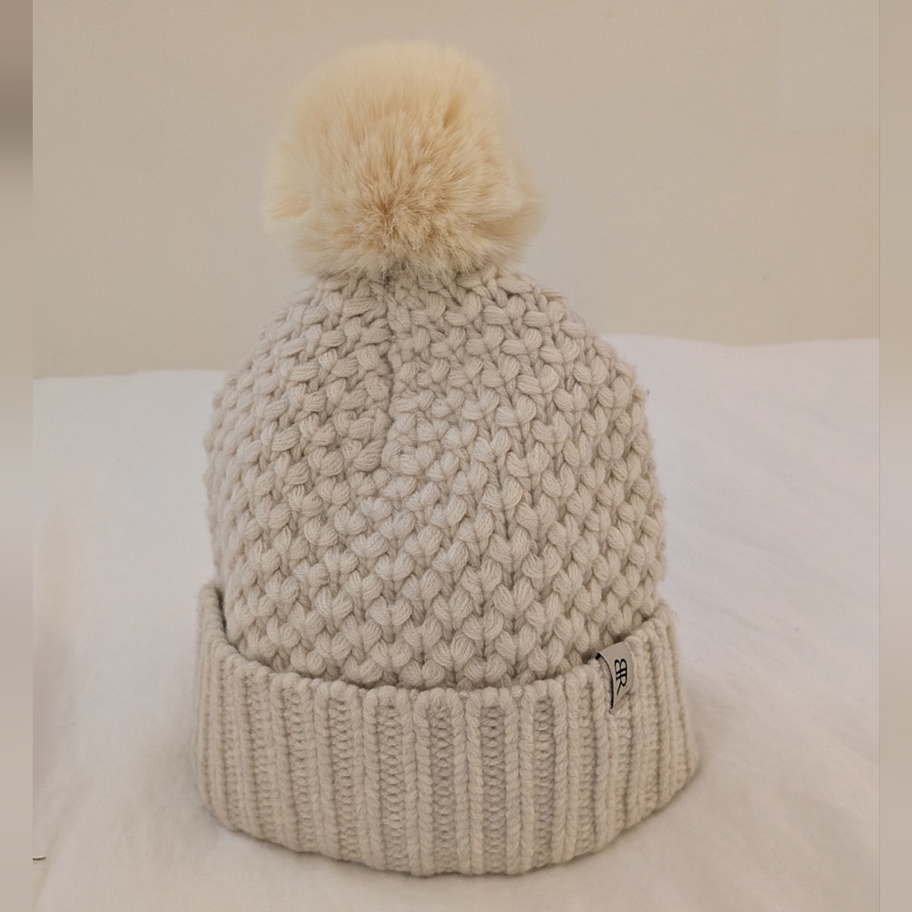 NWOT Banana Republic 100% Merino wool Beanie